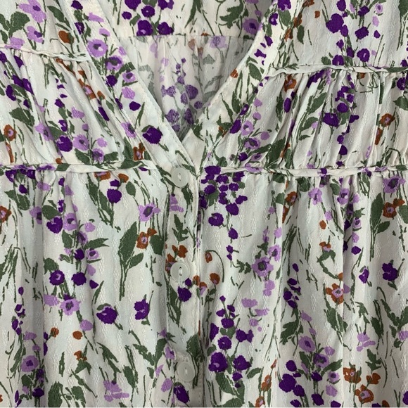 Caslon Floral Bell Sleeve V Neck Blouse, size XXL - Picture 4 of 9